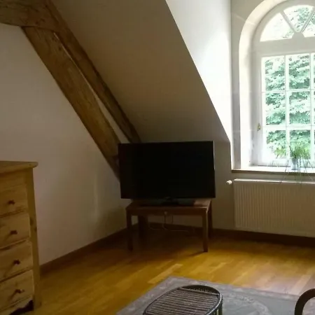 Cuvilly, 4 Pièces, 6 Personnes - Fr-1-526-21 Hébergement de vacances *